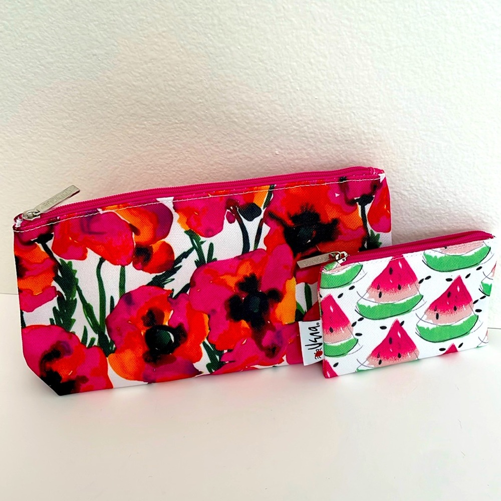 NWOT Clinique by Vera Bradley Two Piece Cosmetic Bag Set